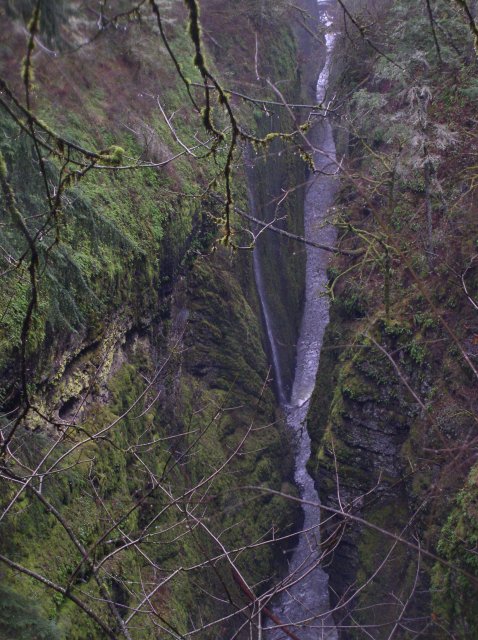 12.27.05 Triple Falls 038 